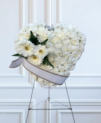 Corazón Funerario Claveles