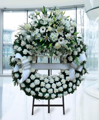 Corona Funeraria Blanca